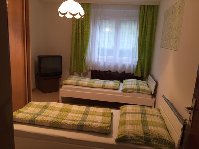 Haus Tina Zimmer Niklasdorf Esterno foto